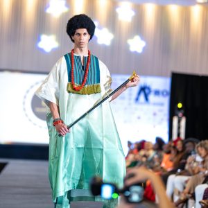 Crown of Heritage – Regal Agbada Ensemble