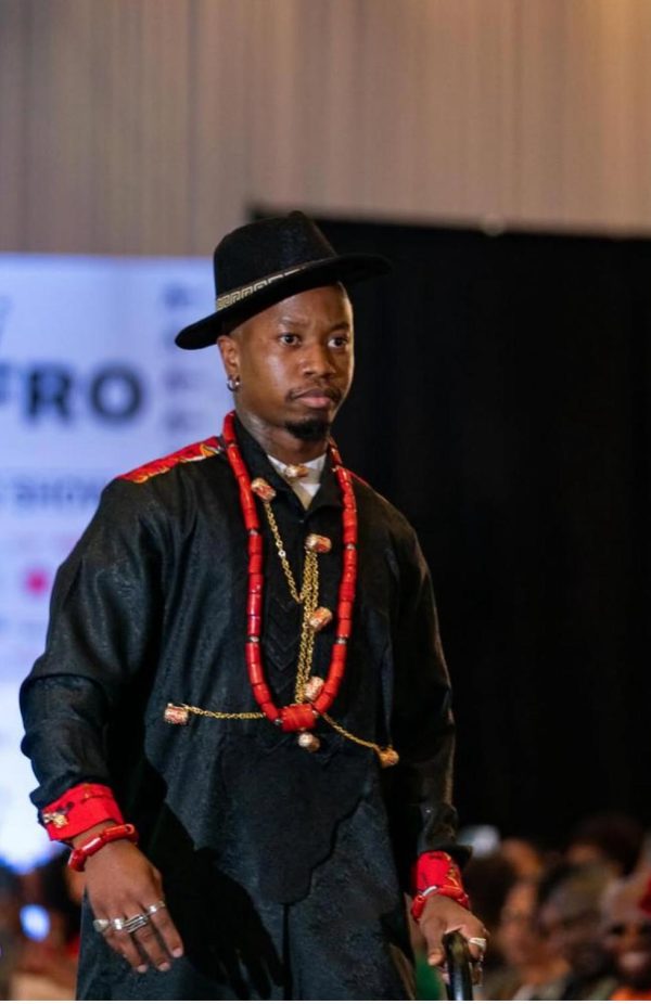 Crown of Heritage Collection – Midnight Monarch Set - Image 3