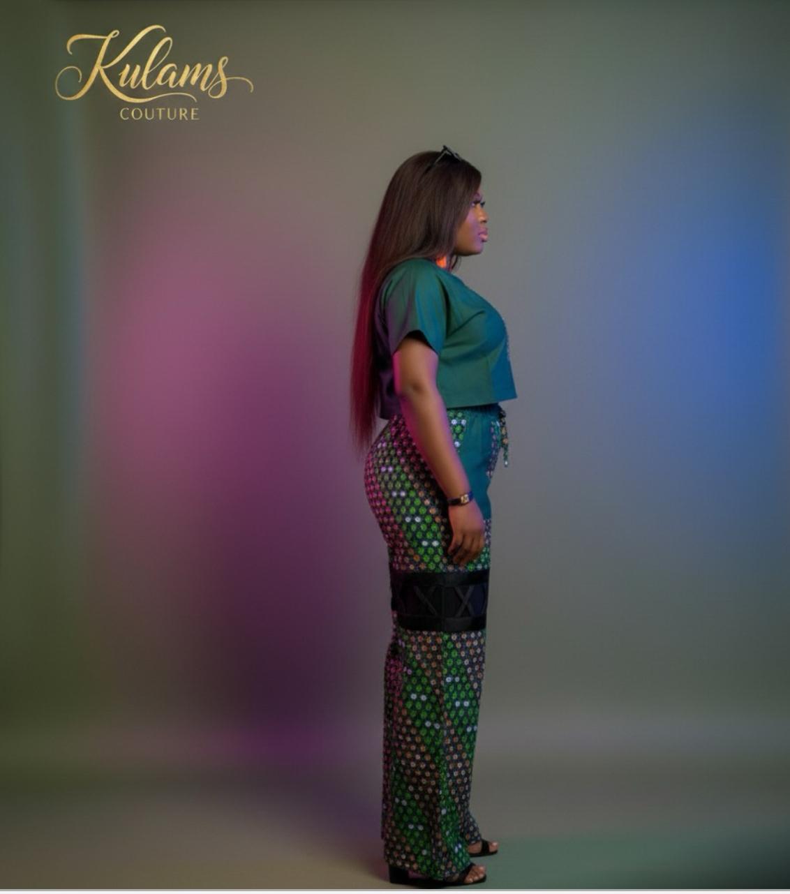 CROWN OF BLOSSOM TWO PIECE - Image 2